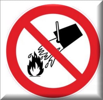 ممنوع استخدام المياه لإطفاء الحريق